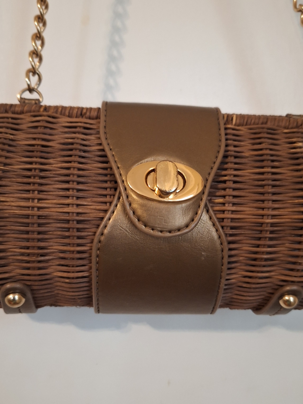 Woven Brown Mini Barrel Bag with Gold Chain Strap - Picture 2 of 5